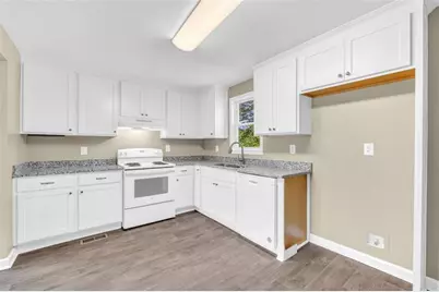 266 Randall Street, Lavonia, GA 30553 - Photo 16