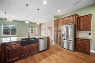 366 Newberry Ests Xing, Senoia, GA 30276 - Photo 24