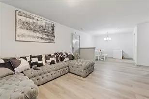 3102 Fairington Village Dr, Lithonia, GA 30038 - Photo 8