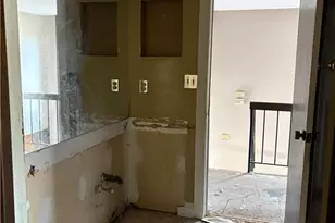 1121 Village Mainstreet, Stone Mountain, GA 30088 - Photo 16