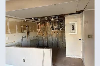 1121 Village Main Street, Stone Mountain, GA 30088 - Photo 10