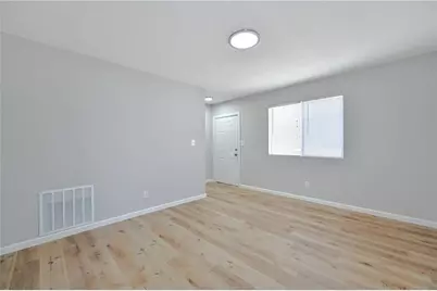955 Tilden Street NW, Atlanta, GA 30318 - Photo 2