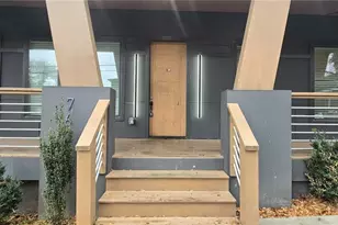 762 Cooper St SW, Atlanta, GA 30315 - Photo 2