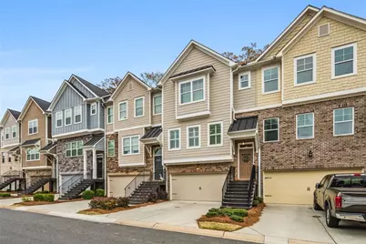 2523 Hedgeway Circle, Kennesaw, GA 30144 - Photo 2