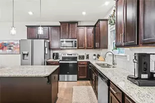 2523 Hedgeway Cir, Kennesaw, GA 30144 - Photo 10