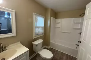 888 T P Burruss Sr Dr SW, Atlanta, GA 30314 - Photo 8