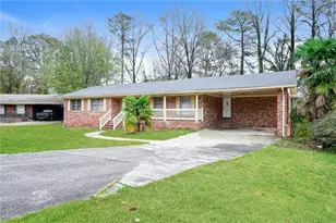 6570 Charles Dr, Morrow, GA 30260 - Photo 2