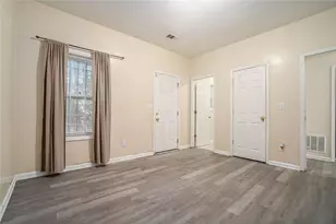 734 Celeste Ln SW, Atlanta, GA 30331 - Photo 4