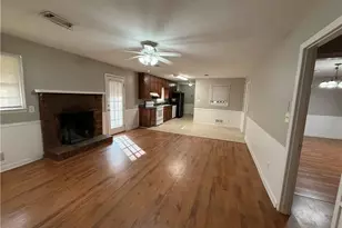 481 Woodland Dr, Gainesville, GA 30501 - Photo 2