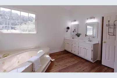 2462 Chimney Top Lane, Snellville, GA 30078 - Photo 18