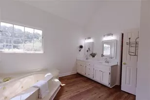 2462 Chimney Top Ln, Snellville, GA 30078 - Photo 18