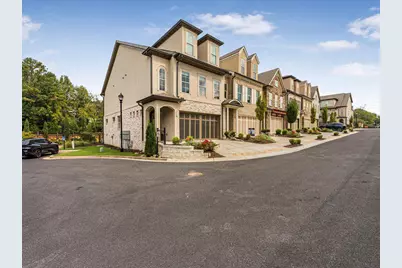 120 Via Roma, Woodstock, GA 30188 - Photo 2