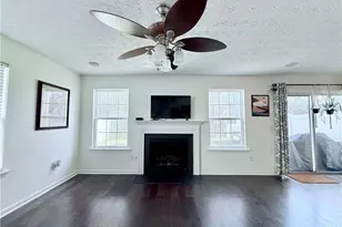 5705 Mountain Top Pl, Cumming, GA 30041 - Photo 4