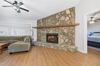 3753 Memorial Parkway NW, Kennesaw, GA 30152 - Photo 6