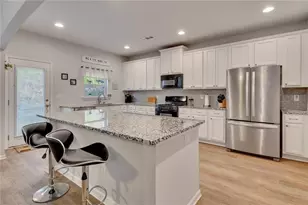 646 Royal Crest Ct, Canton, GA 30115 - Photo 16