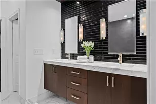 3681 Manor Brook Terrace, Atlanta, GA 30319 - Photo 16