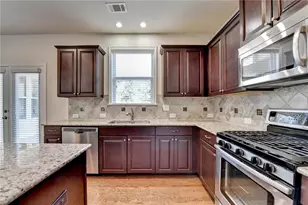 3945 Medley Way, Cumming, GA 30041 - Photo 18