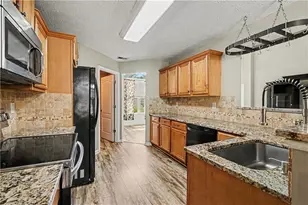 5117 Ashley Falls Ct, Loganville, GA 30052 - Photo 14