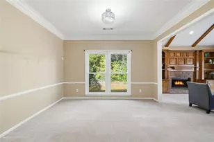 4025 Chipley Ct, Roswell, GA 30075 - Photo 18