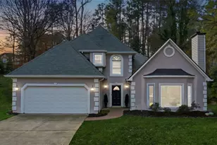 4025 Chipley Ct, Roswell, GA 30075 - Photo 2