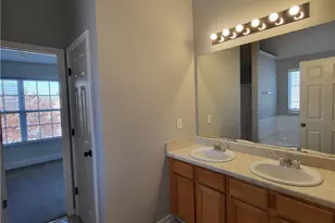 4234 Winston Cir, Atlanta, GA 30349 - Photo 10