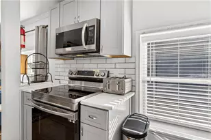 1027 Garibaldi St SW, Atlanta, GA 30310 - Photo 6