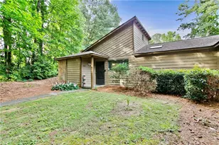 830 Bonnie Glen Dr SE, Marietta, GA 30067 - Photo 4