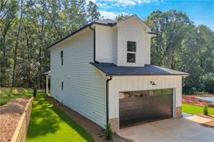 155 Carey St, Franklin Springs, GA 30662 - Photo 4