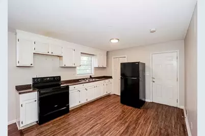 5386 Saint Lo Lane, Atlanta, GA 30349 - Photo 6