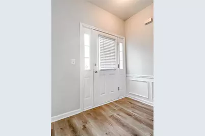 139 Riverstone Commons Circle, Canton, GA 30114 - Photo 2