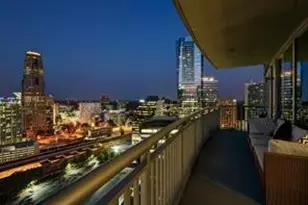 3338 Peachtree Rd NE, Atlanta, GA 30326 - Photo 2