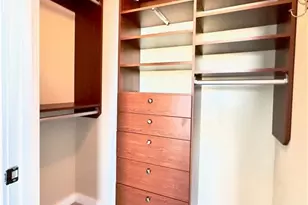 3338 Peachtree Rd NE, Atlanta, GA 30326 - Photo 16