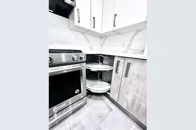 3338 Peachtree Road NE #2505, Atlanta, GA 30326 - Photo 12