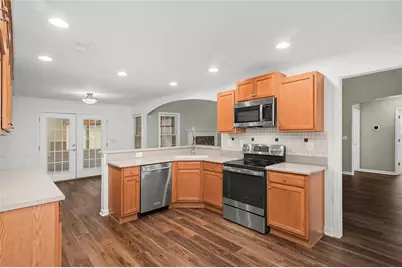 6369 Aarons Way, Flowery Branch, GA 30542 - Photo 8