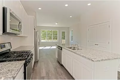 2786 Woodland Terrace, Smyrna, GA 30080 - Photo 6