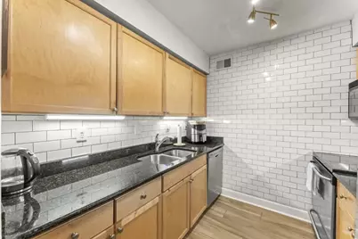 1150 Collier Road NW #J18, Atlanta, GA 30318 - Photo 14