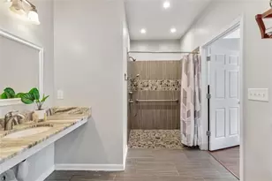 410 Blackwood Ln, Suwanee, GA 30024 - Photo 20