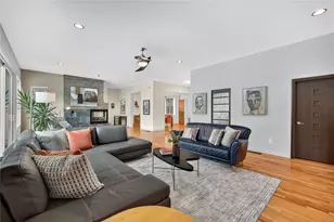 4812 Lake Forrest Dr, Sandy Springs, GA 30342 - Photo 6