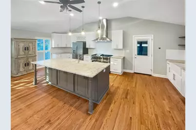 9925 La View Circle, Roswell, GA 30075 - Photo 2