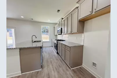 173 Annie Lane, Statham, GA 30666 - Photo 4