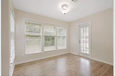 911 Hollyfax Circle NE, Atlanta, GA 30328 - Photo 8