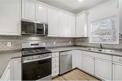 31 Hall Manor, Alpharetta, GA 30022 - Photo 10