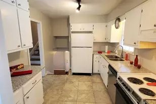 609 Bonnie Dell Dr, Marietta, GA 30062 - Photo 12