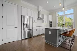 109 Village Green Ave, Woodstock, GA 30189 - Photo 6