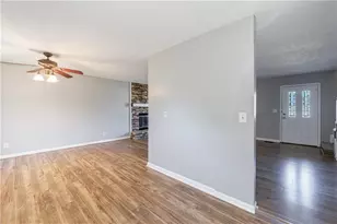 2490 Wood Meadows Dr SW, Marietta, GA 30064 - Photo 14