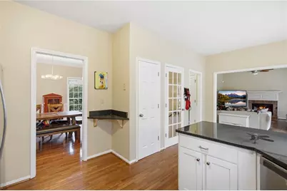 1632 Willow Way, Woodstock, GA 30188 - Photo 16