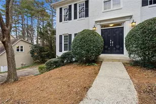 1632 Willow Way, Woodstock, GA 30188 - Photo 4