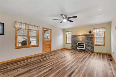 147 Twin Peaks Drive, Demorest, GA 30535 - Photo 2