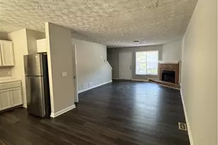 75 Davis Mill Ct, Lawrenceville, GA 30044 - Photo 4