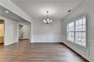 6670 Island Pointe Dr, Buford, GA 30518 - Photo 10